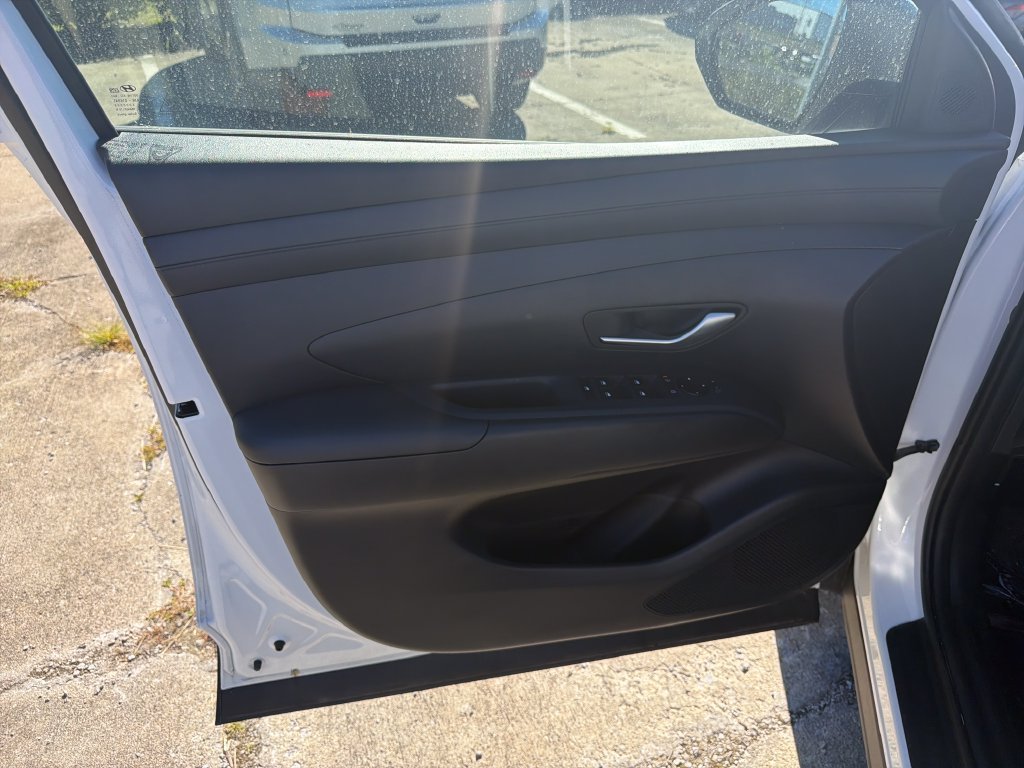 Used 2026 White Hyundai SE image 12