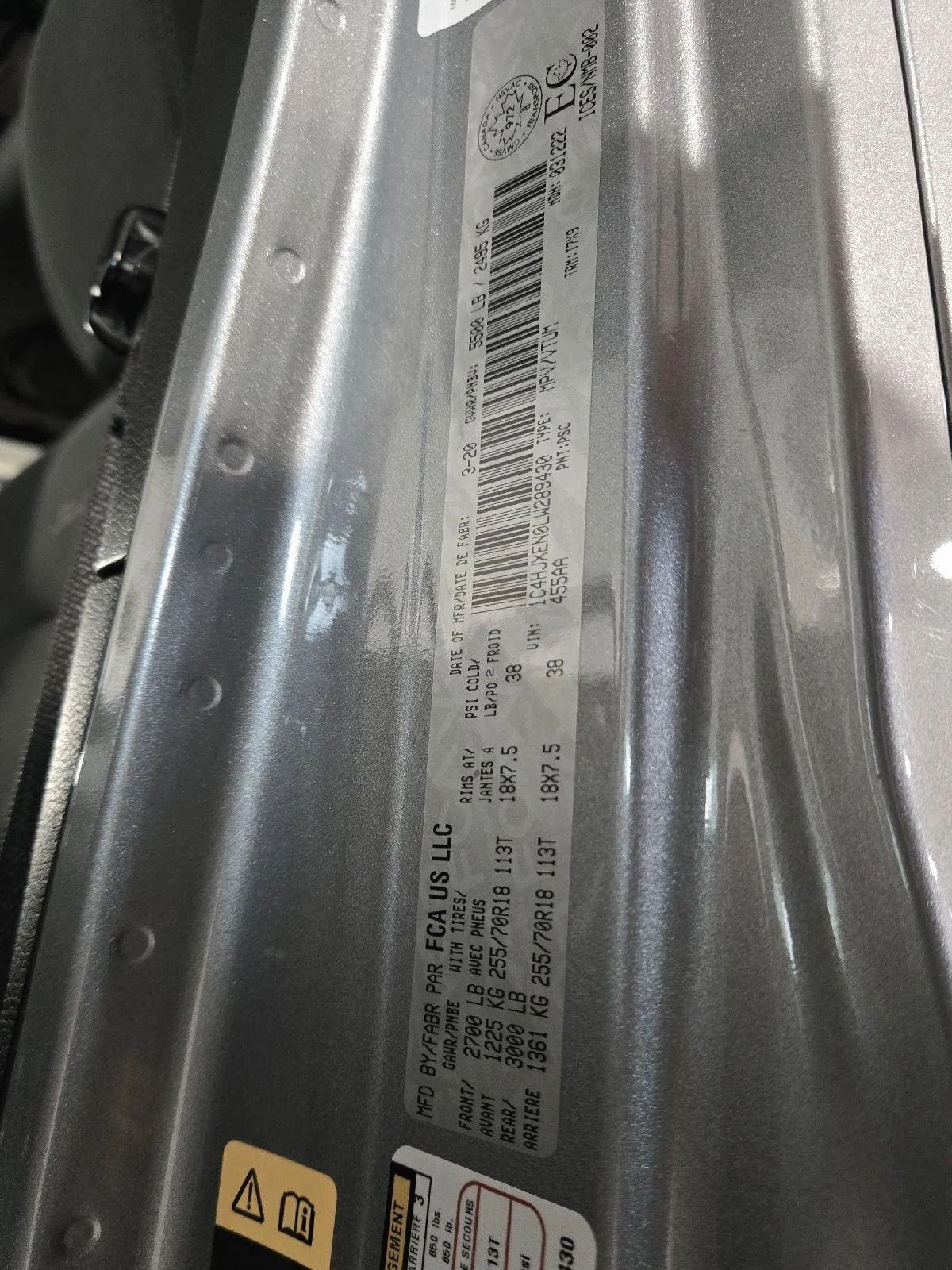 Used 2020 Billet Silver Metallic Jeep Sahara image 54
