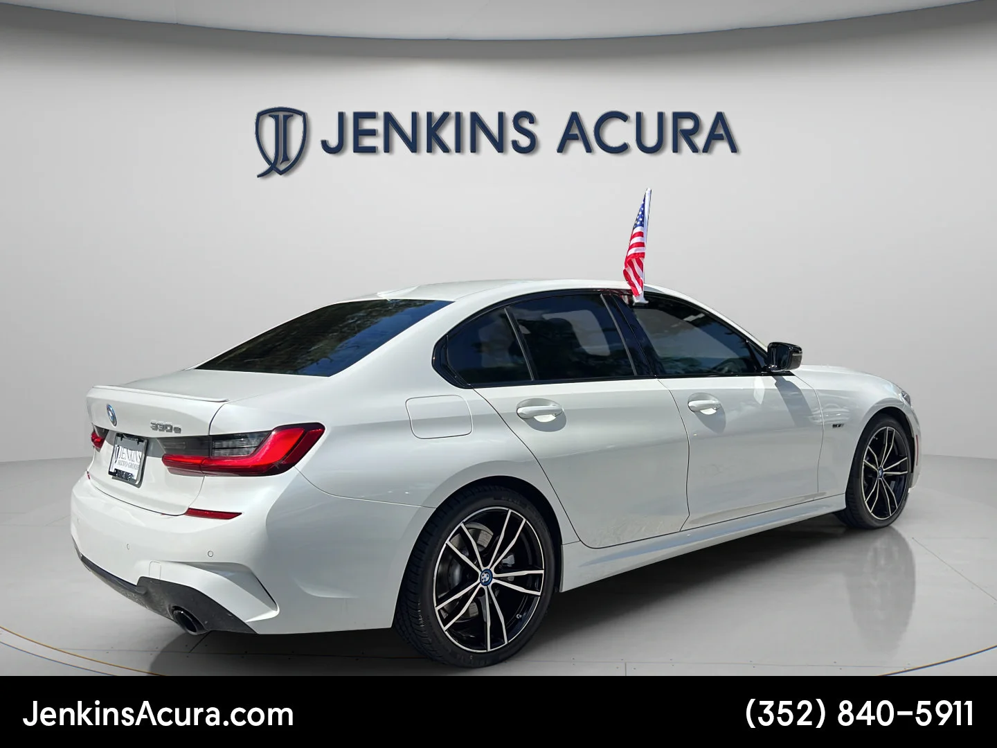 Used 2022 Mineral White Metallic BMW 330e image 3