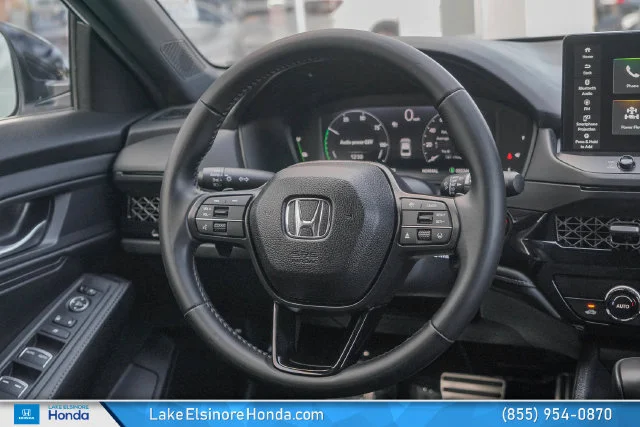 Used 2024 Platinum White Pearl Honda Sport image 22