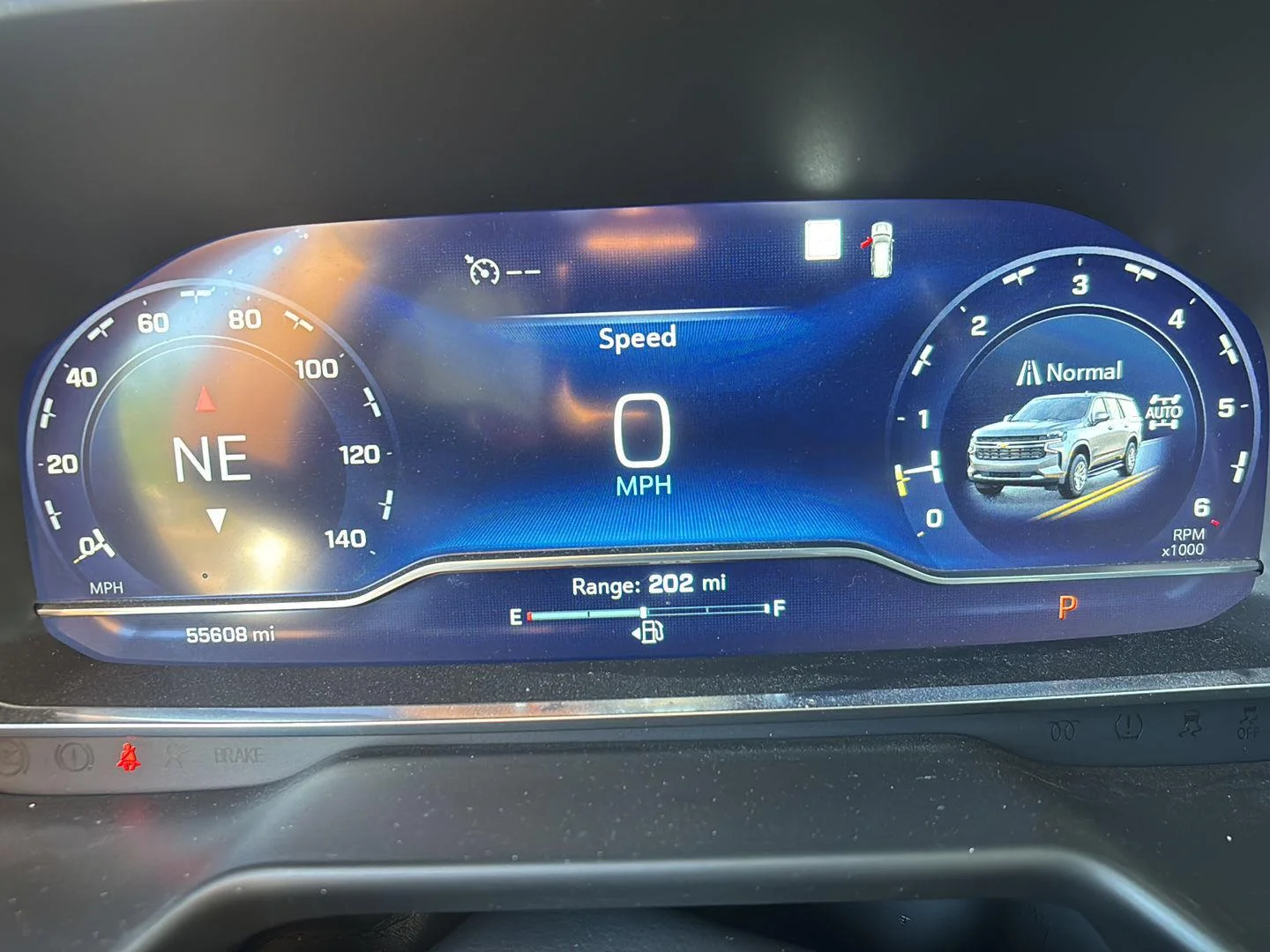 Used 2023 Summit White Chevrolet Z71 image 3