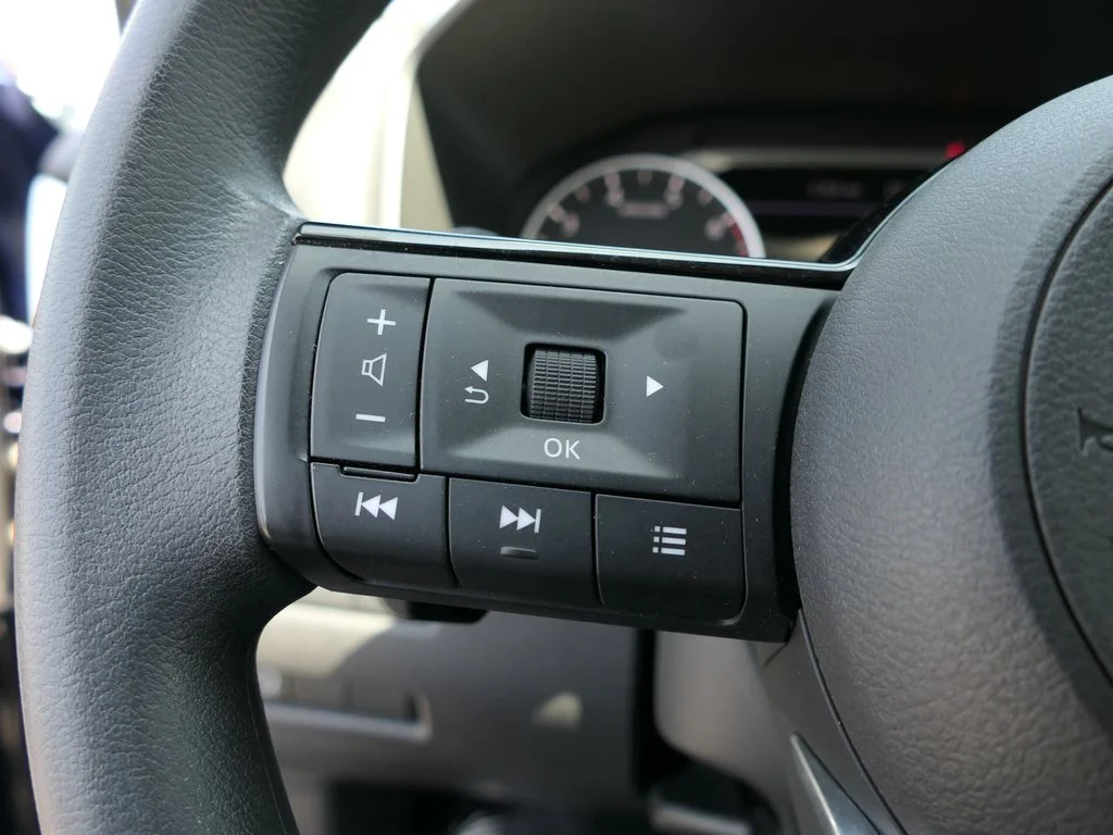 Used 2023 Blue Nissan SV image 14
