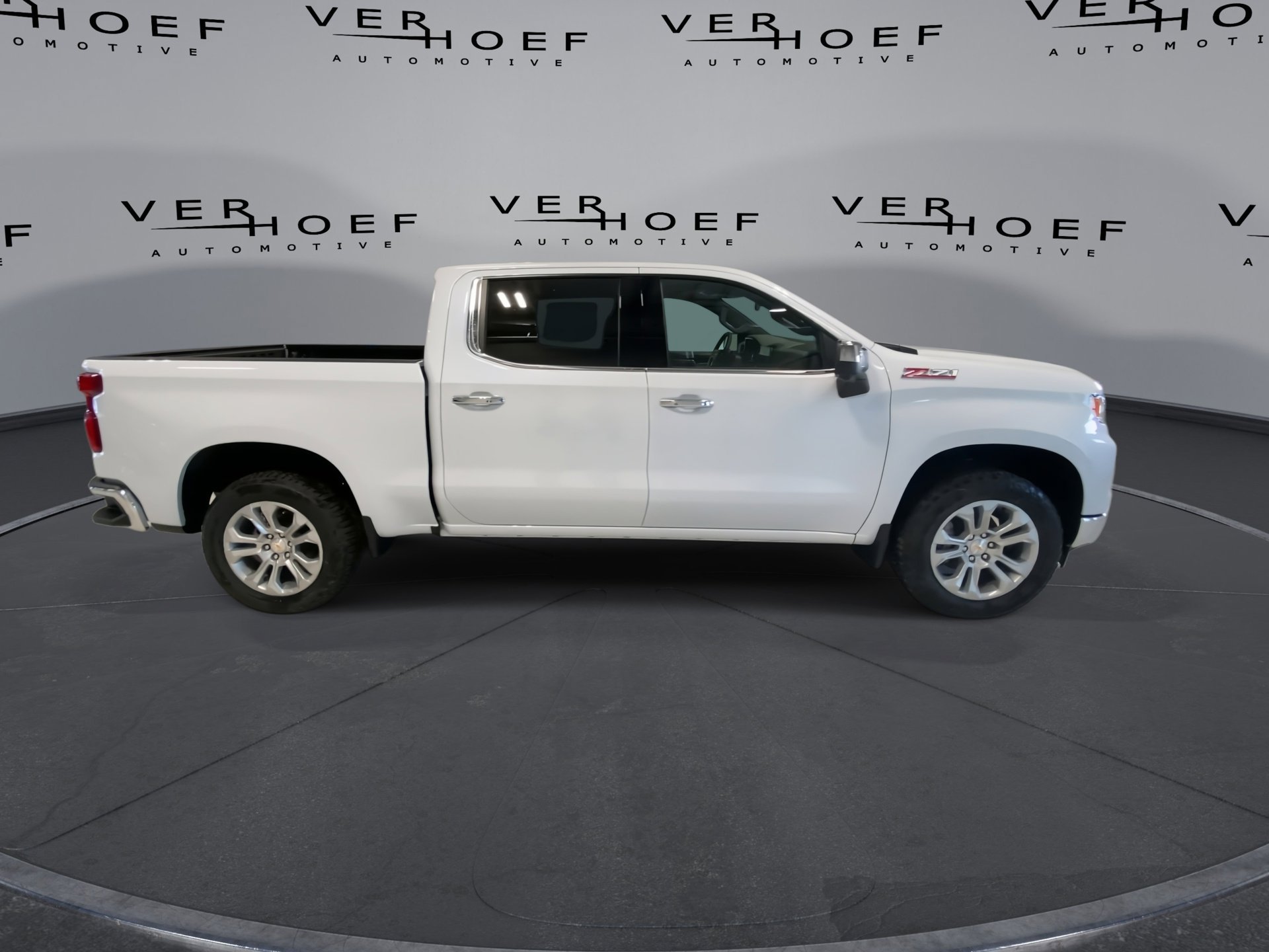 2026 Chevrolet Silverado 1500 LTZ - Photo 9