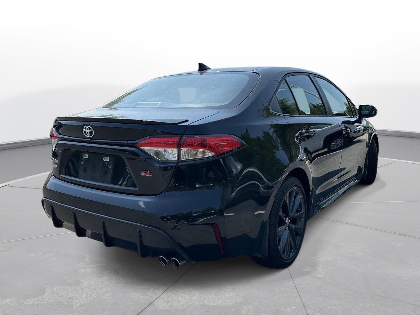 Used 2025 Midnight Black Metallic Toyota SE image 6