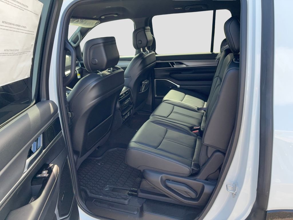New 2026 Bright White Clearcoat Jeep  image 18