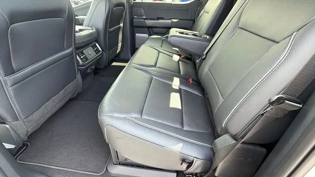 New 2026 Avalanche Ford Lariat® image 18