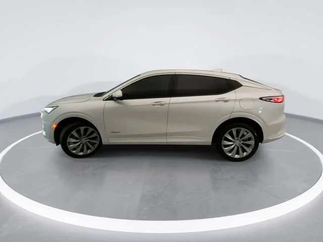 Used 2024 White Buick Avenir image 9