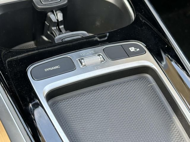 New 2026 Polar White Mercedes-Benz GLB 250 image 26
