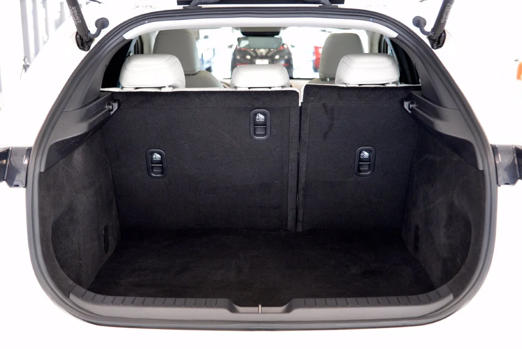 Certified Used 2024 White Mazda 2.5 Turbo Premium Plus Package w/Premium Plus Package image 29