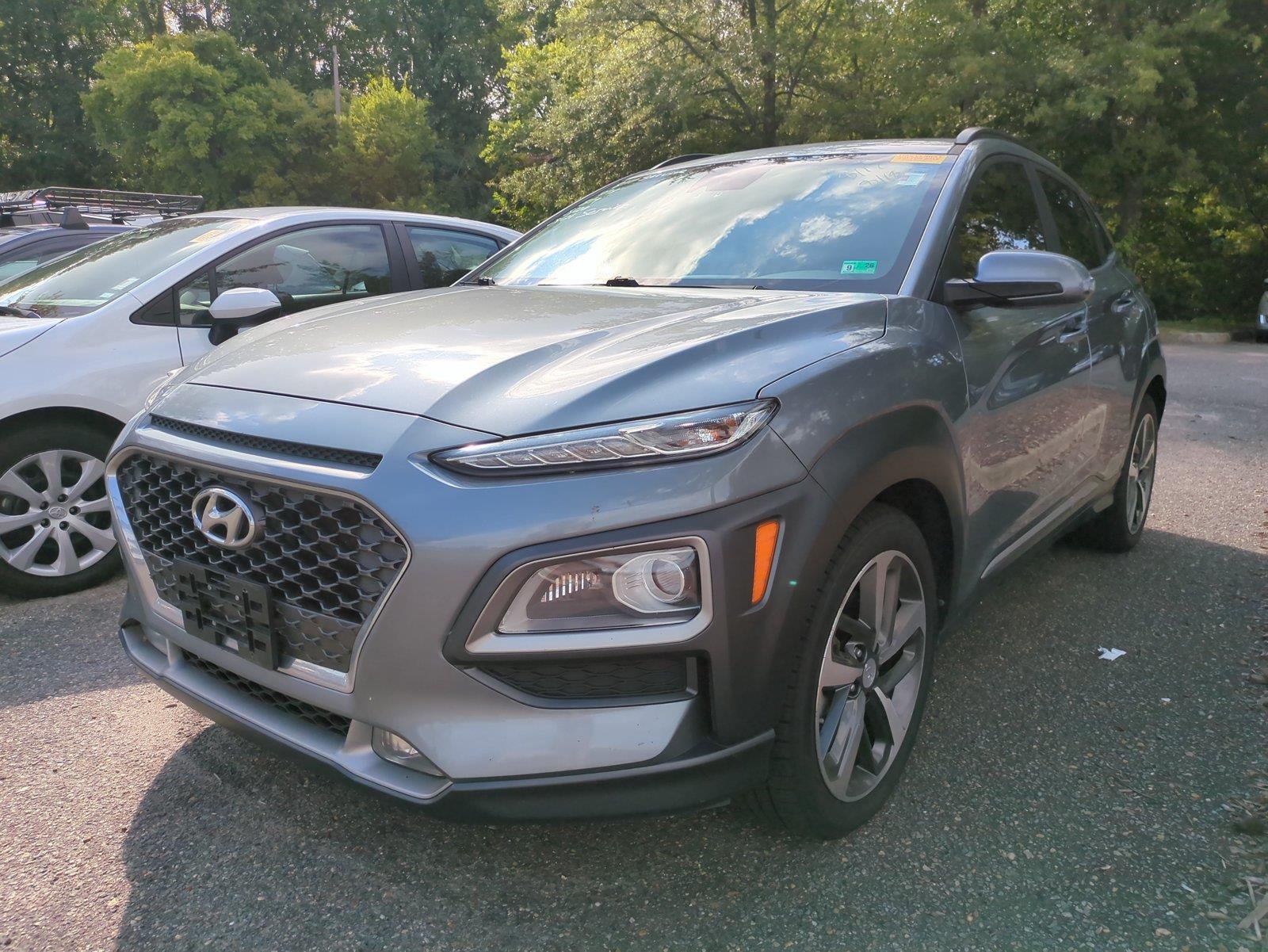 Used 2020 Sonic Silver Hyundai Limited image 7