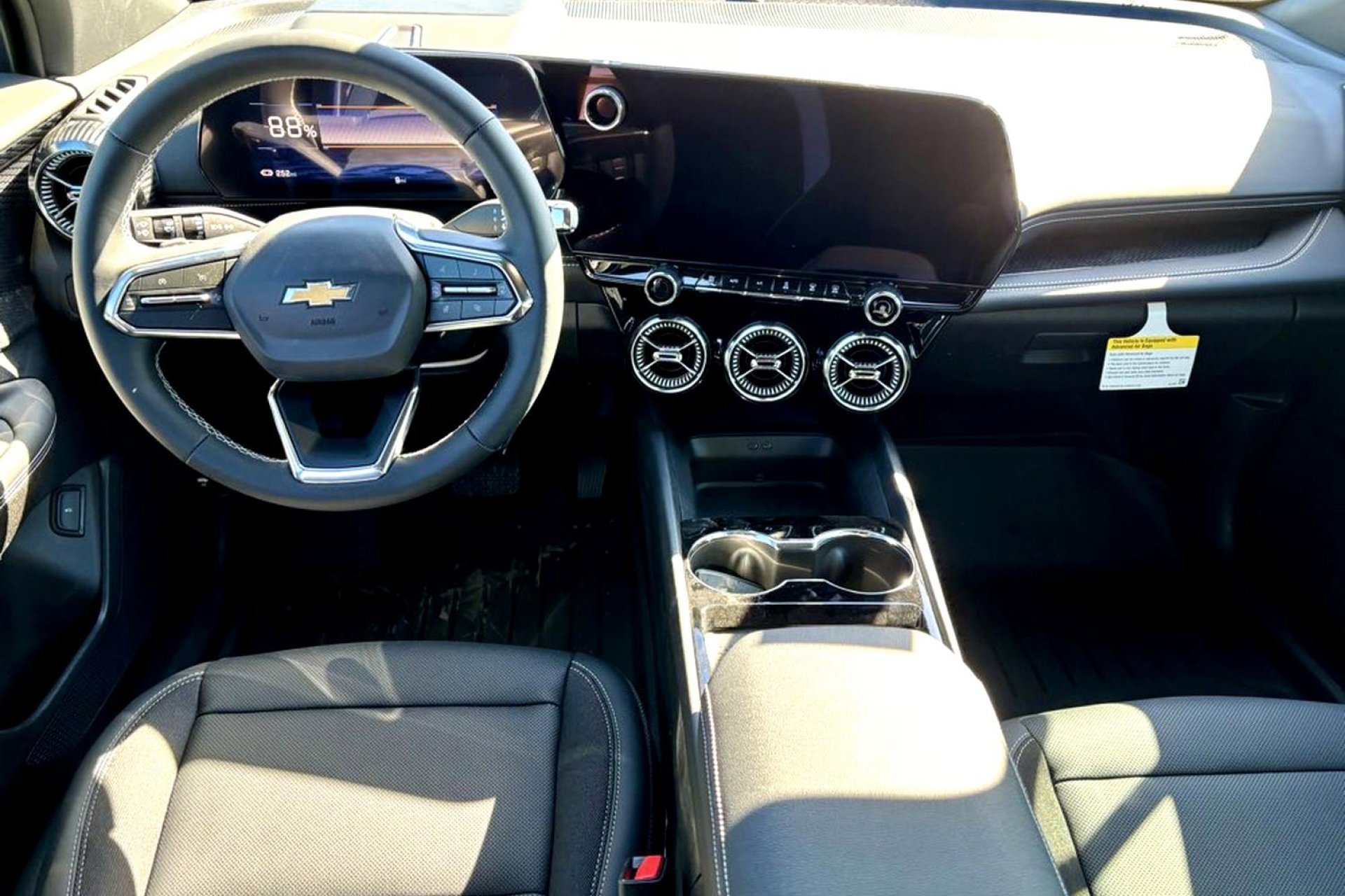 2025 Chevrolet Blazer EV LT - Photo 18