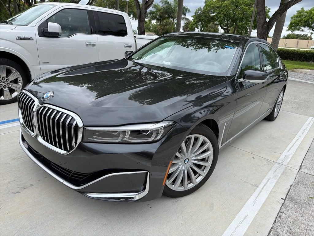2022 BMW 7 Series 740i xDrive's photo