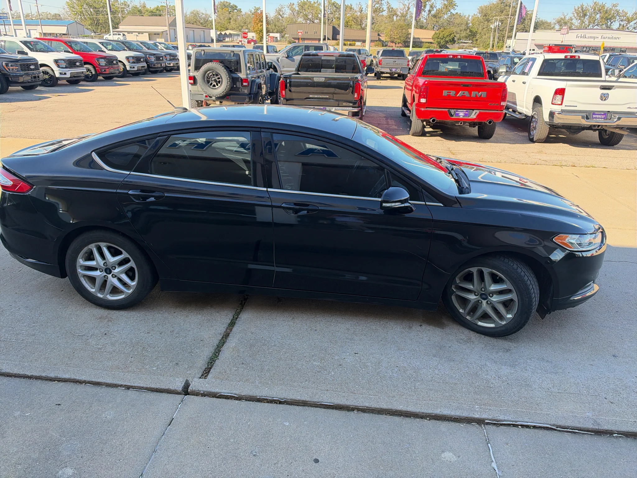 Used 2015 Ruby Red Tinted Clearcoat Ford SE image 5