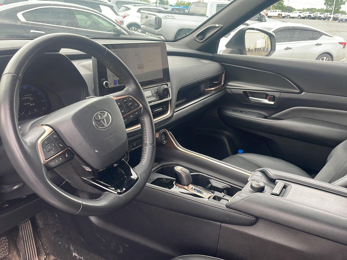 Used 2026 Wind Chill Pearl Toyota MAX Limited image 10