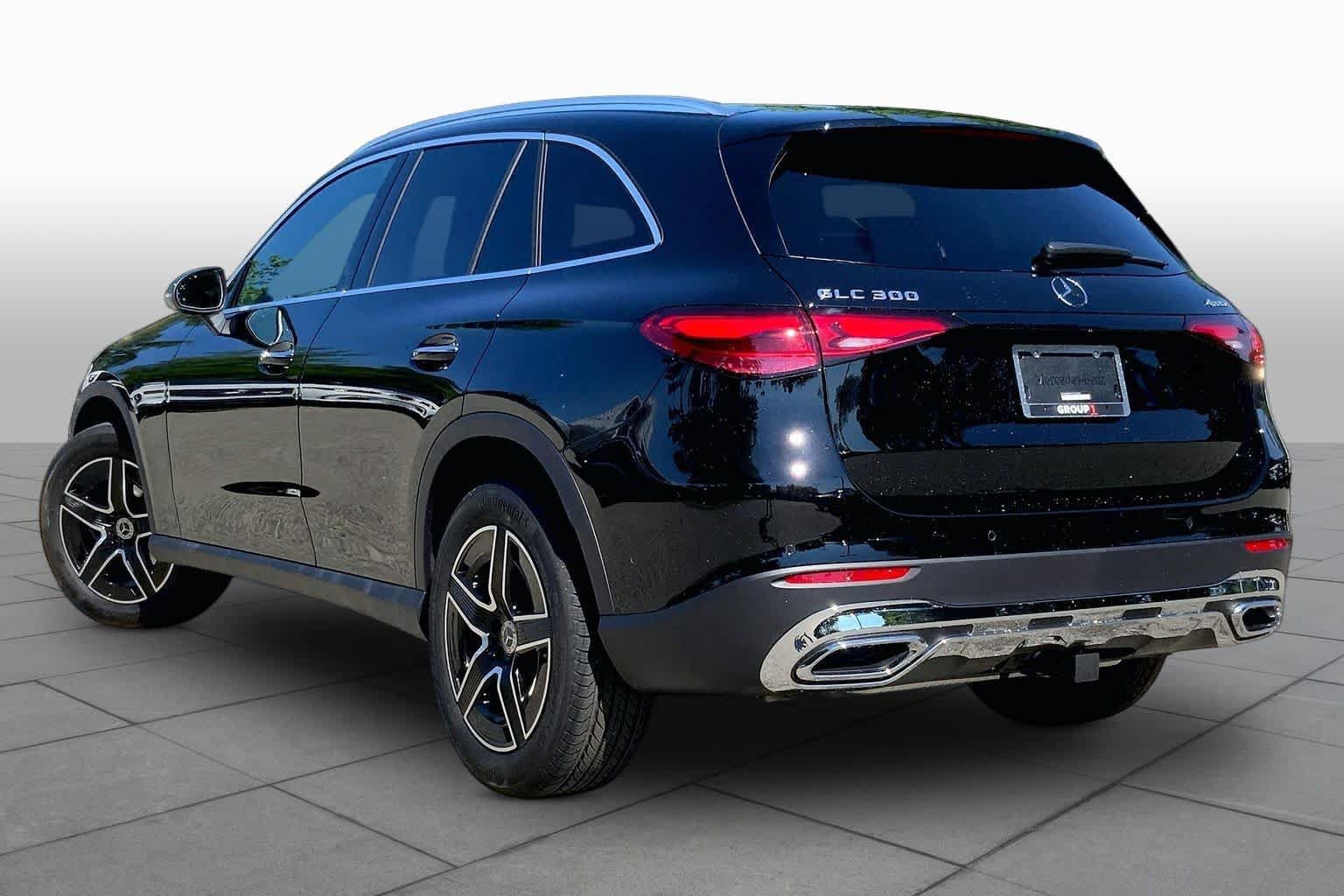New 2026 Black Mercedes-Benz GLC 300 image 16