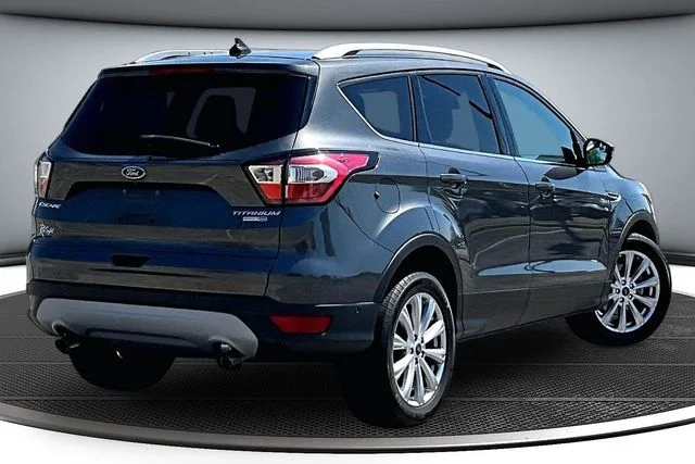 Used 2018 Magnetic Metallic Ford Titanium image 6