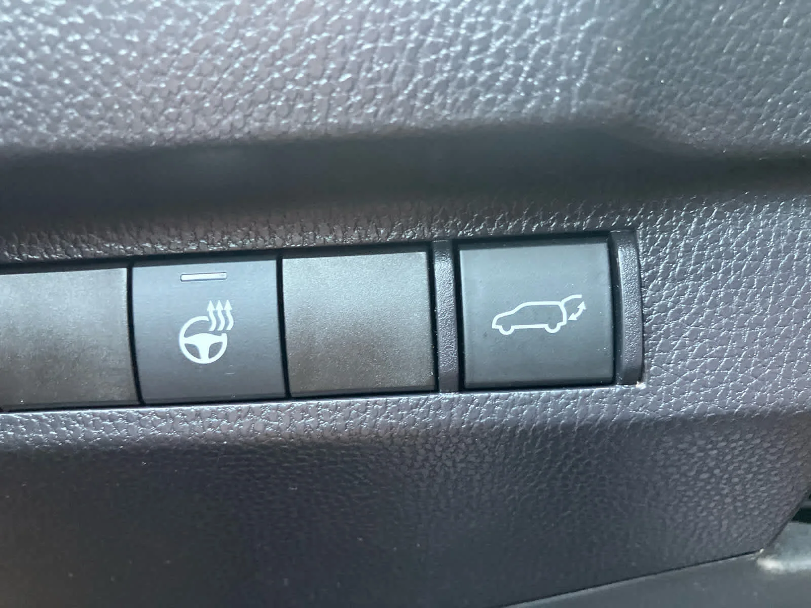 Certified Used 2025 Blueprint Toyota Hybrid XLE image 16