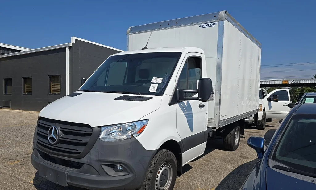 Pre-Owned 2024 Mercedes-Benz Sprinter 3500XD Cab Chassis 144 WB
