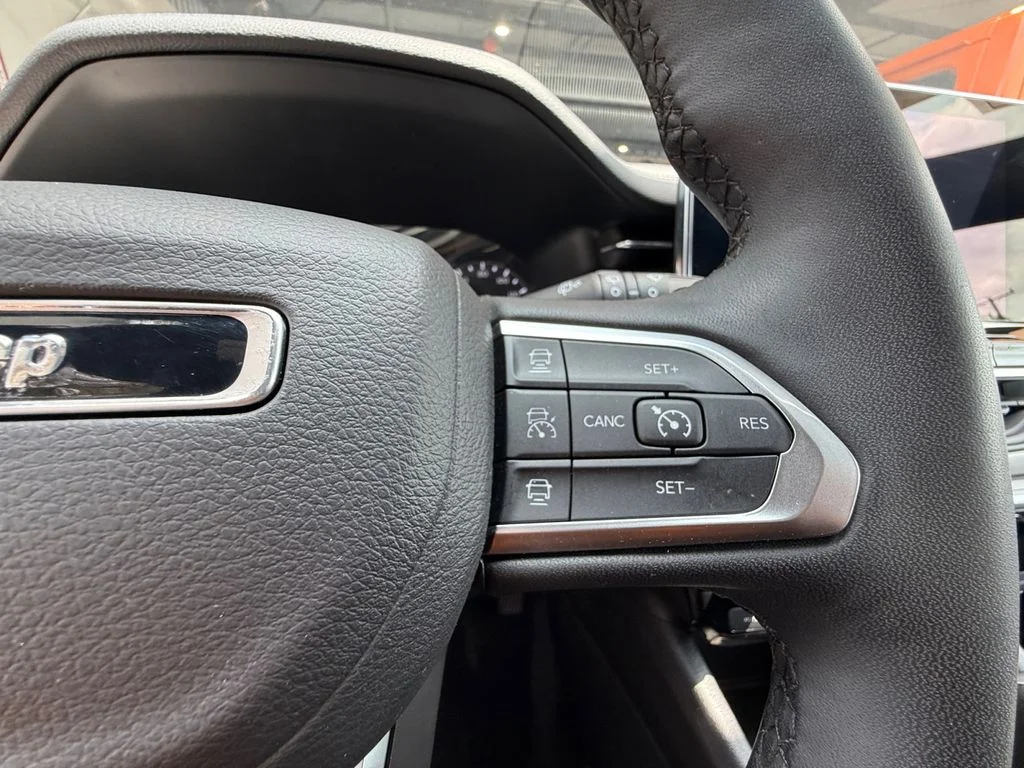 2025 Jeep Compass Limited - Photo 25