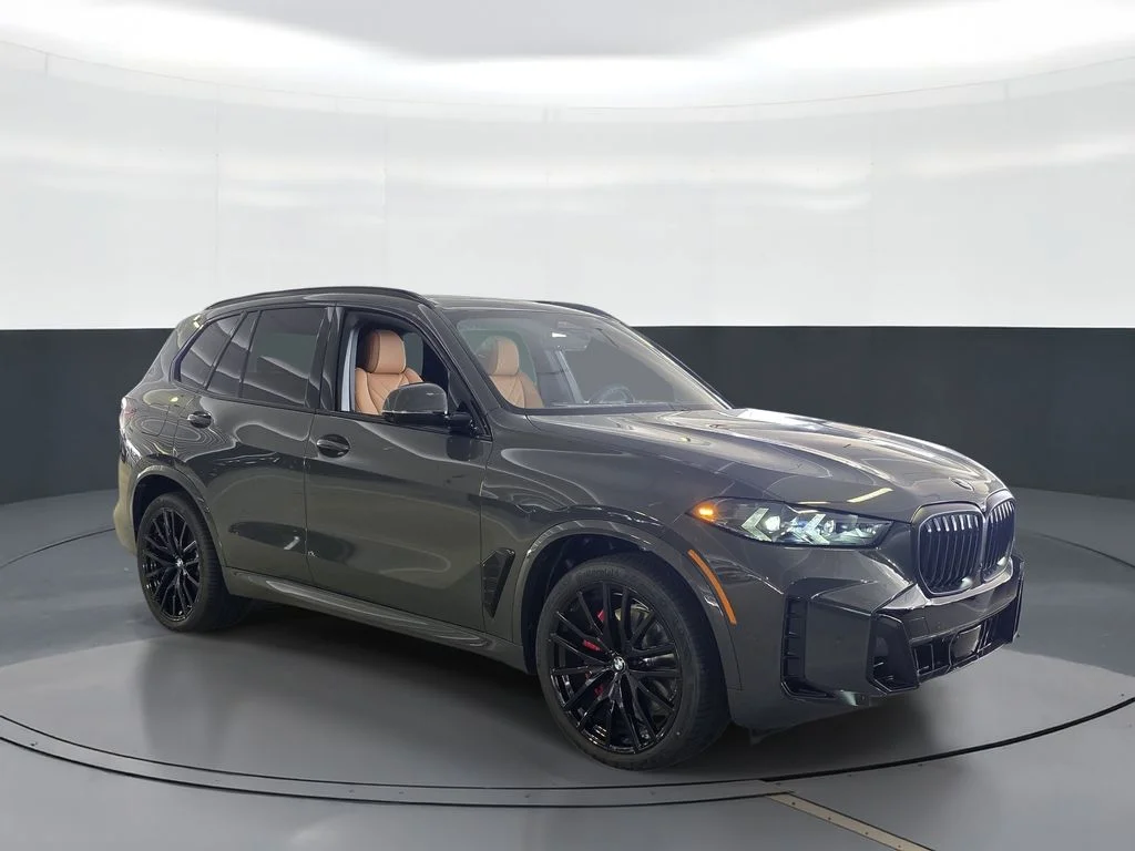 New 2026 Gray BMW sDrive40i image 2