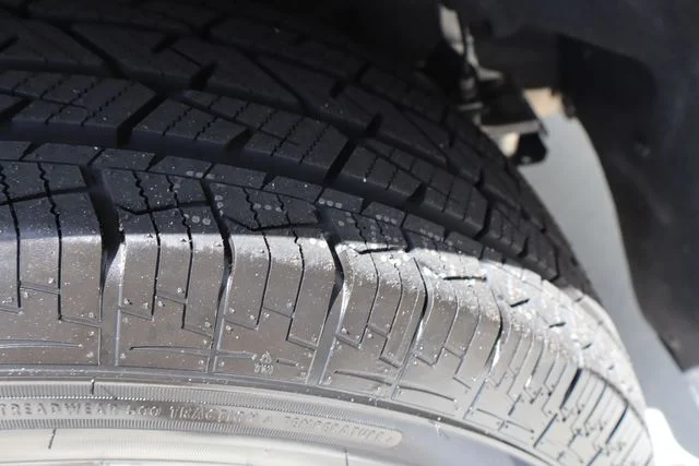 Used 2024 Silver Jeep 4xe image 55
