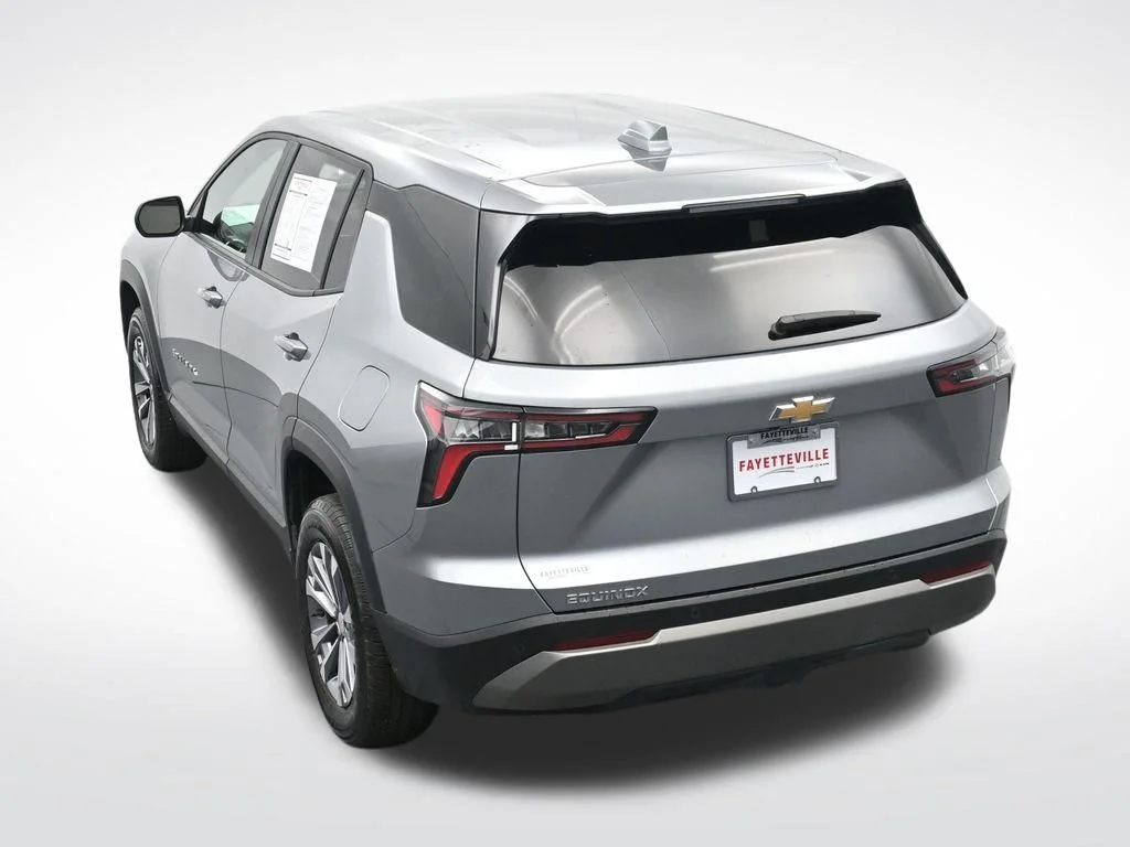 Used 2025 Gray Chevrolet LT image 28