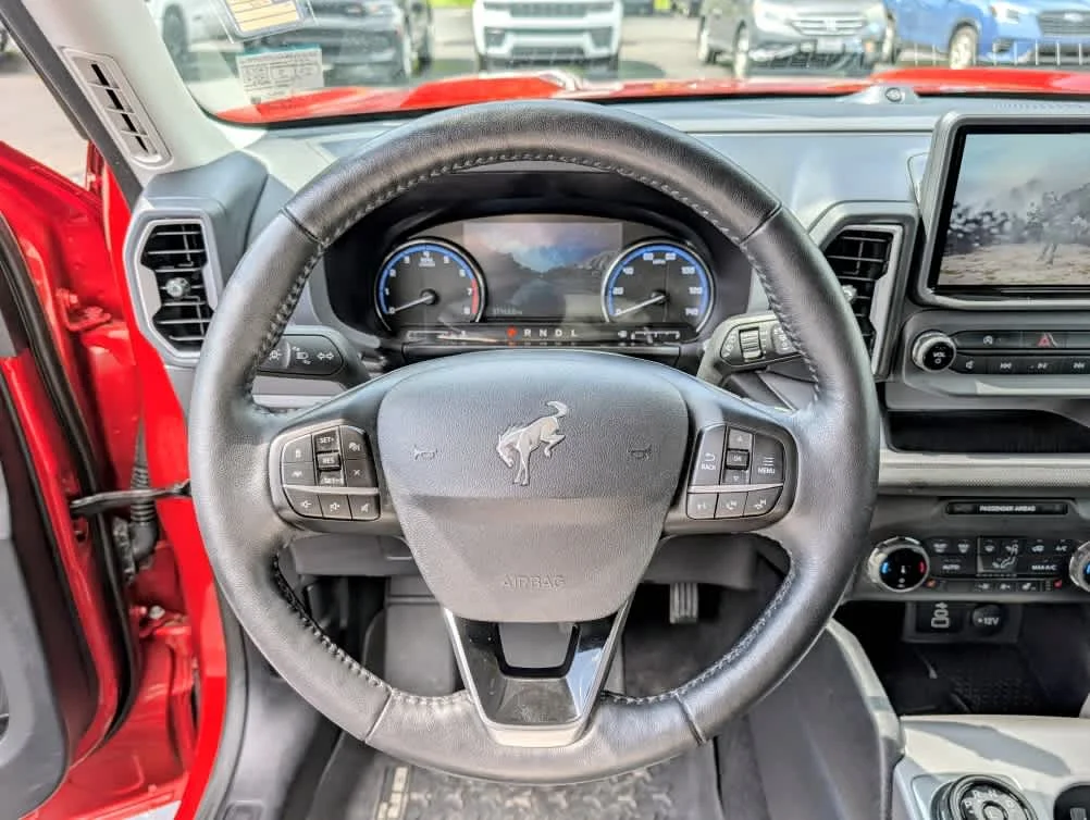 Used 2023 Hot Pepper Red Tinted Clearcoat Ford Outer Banks image 10