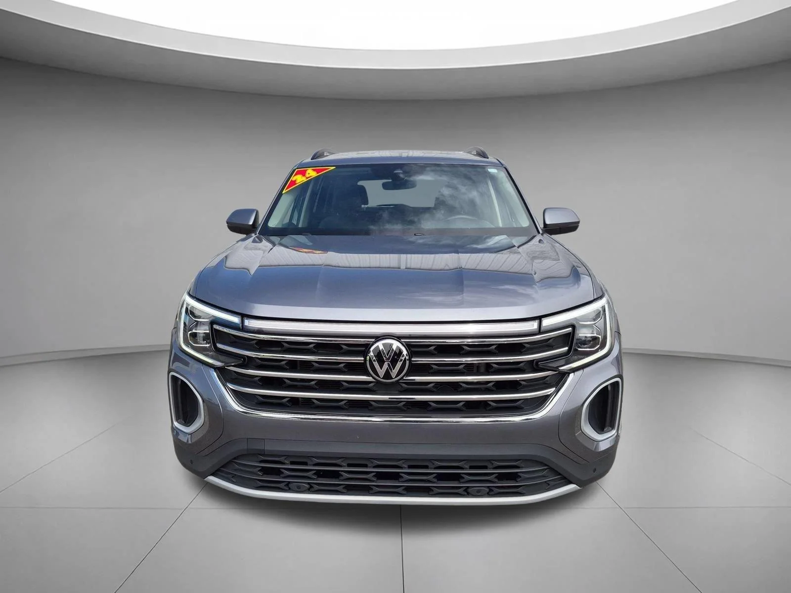 Used 2024  Volkswagen 2.0T SE w/Technology image 8