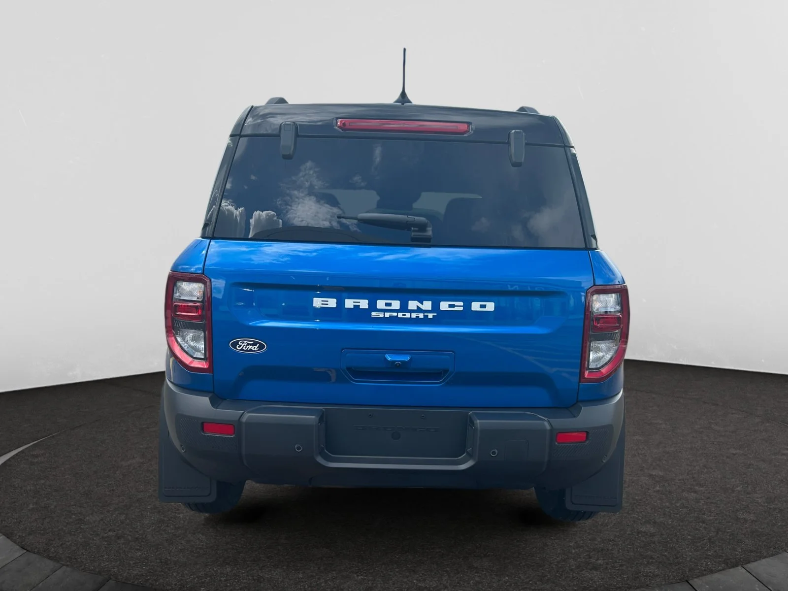 New 2026 VELOCITY BLUE METALLIC Ford Outer Banks image 4