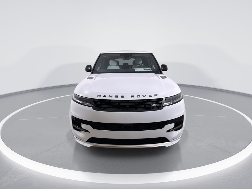 New 2026 Fuji White Land Rover Dynamic SE image 3