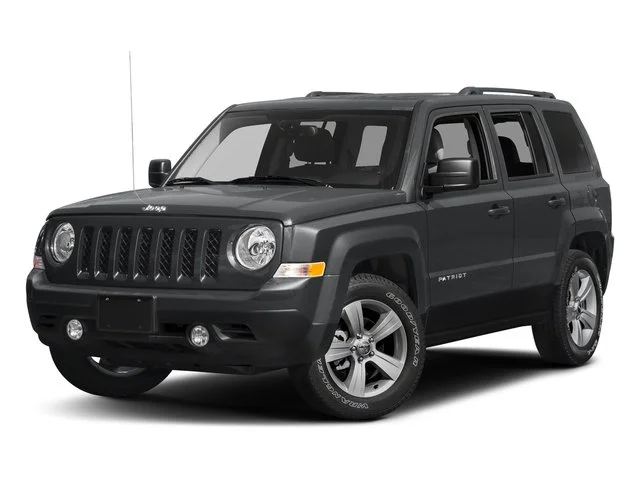 Used 2017 Granite Crystal Metallic Clearcoat Jeep Sport image 1