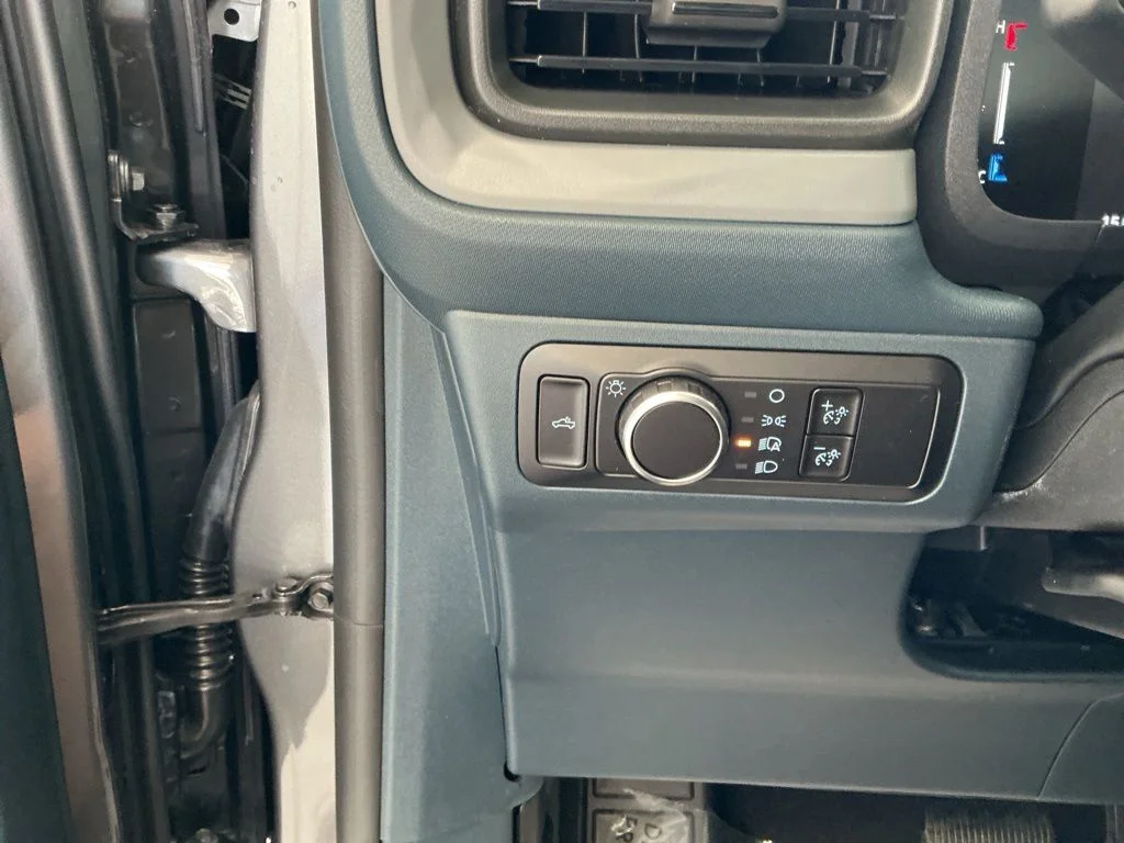 New 2026 Carbonized Gray Metallic Ford XL image 14