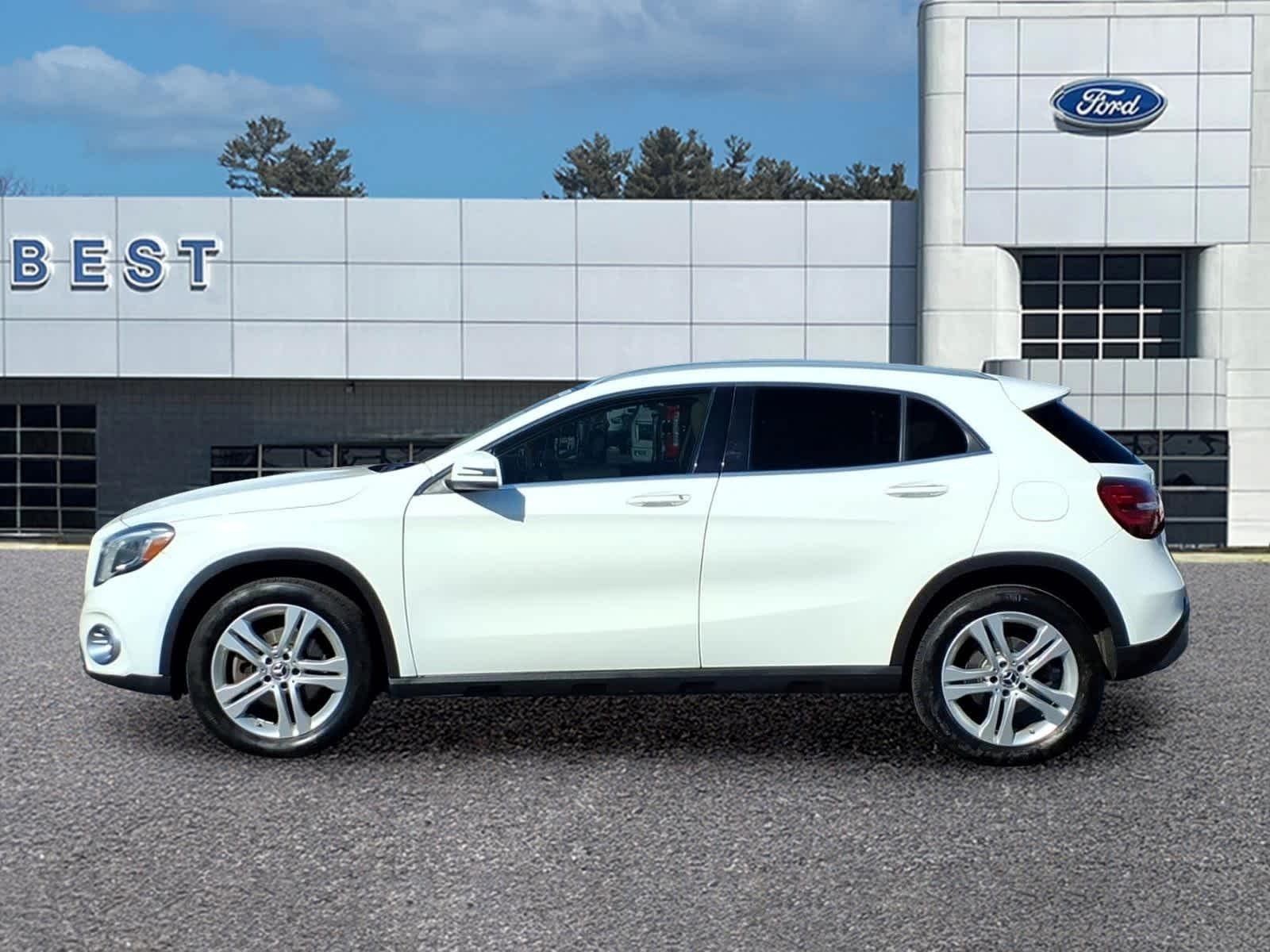 Used 2019 Polar White Mercedes-Benz GLA 250 image 2