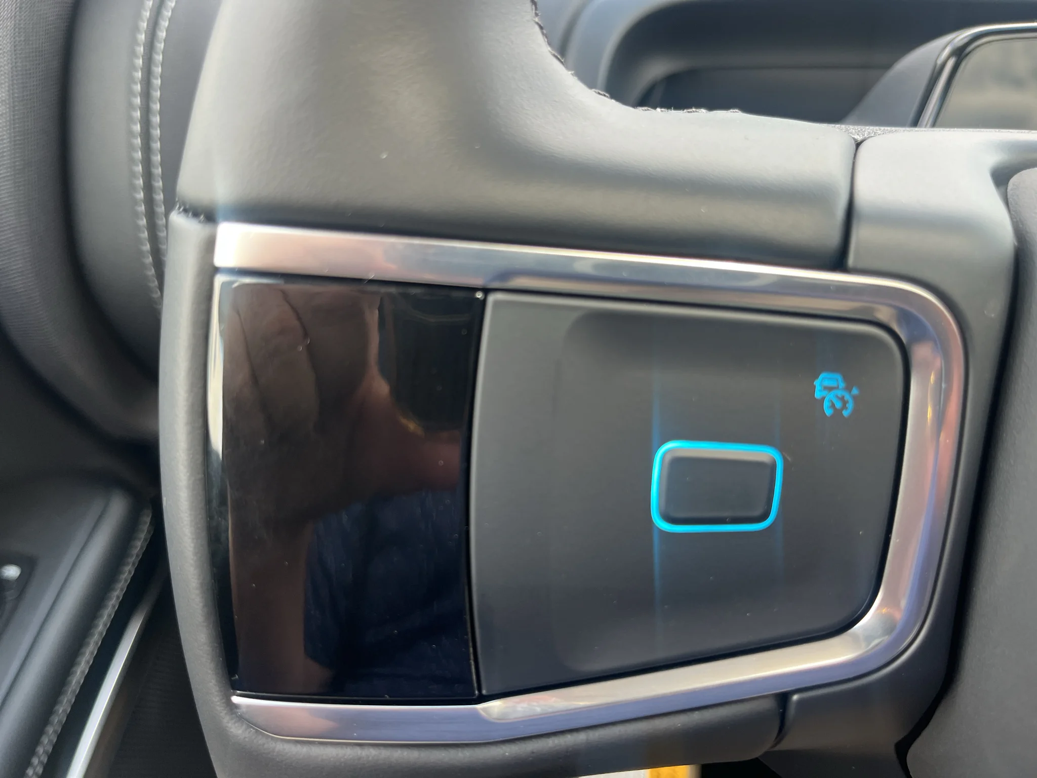 New 2027 Glacier Gray Metallic Tri-Coat Ford MAX Platinum image 14