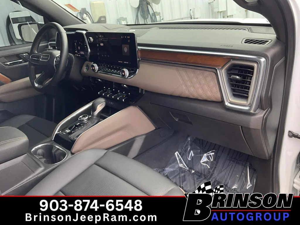Used 2024 Summit White GMC 4WD Denali image 23