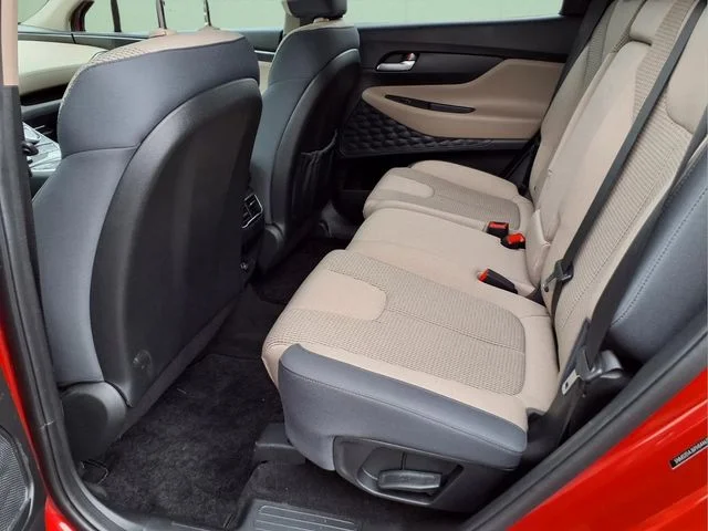 Used 2023 Red Hyundai SEL image 17