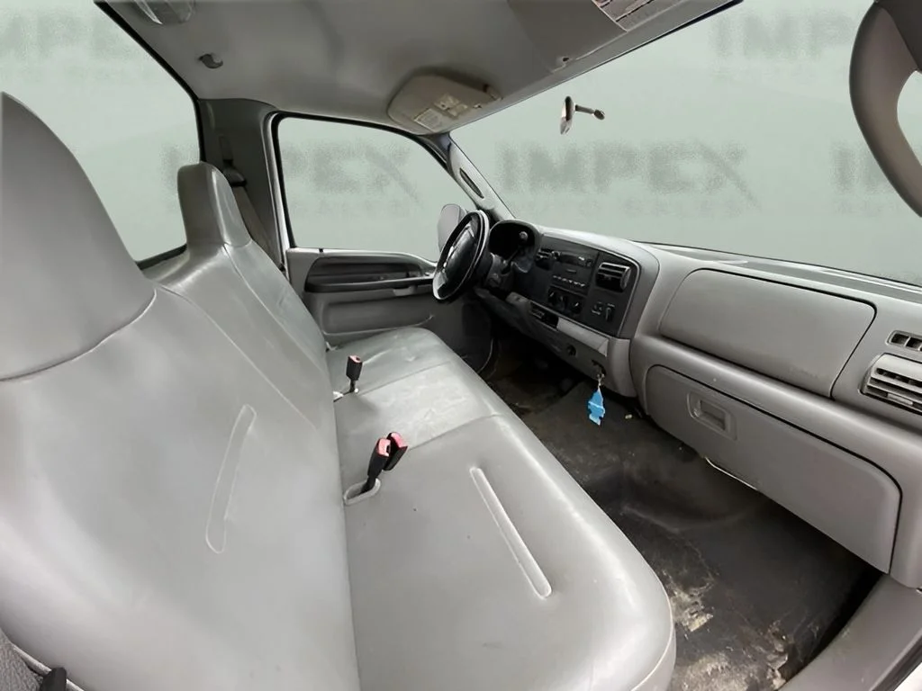 Used 2006  Ford  image 14