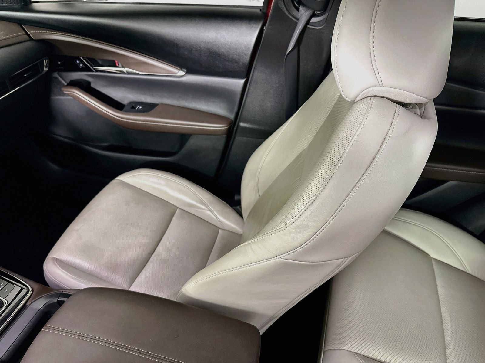 Used 2020 Red Crystal Mazda Premium image 25