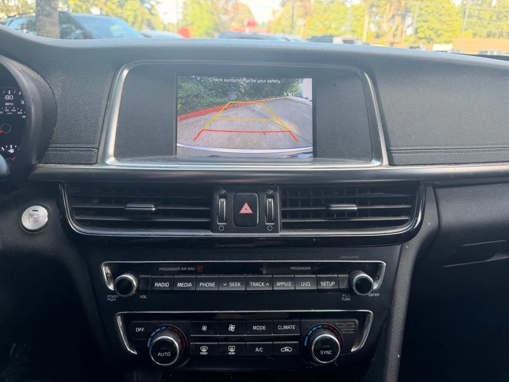 Used 2018 Sparkling Silver Kia EX image 18