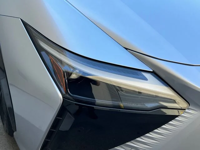 New 2026 Iridium Lexus PREMIUM image 13