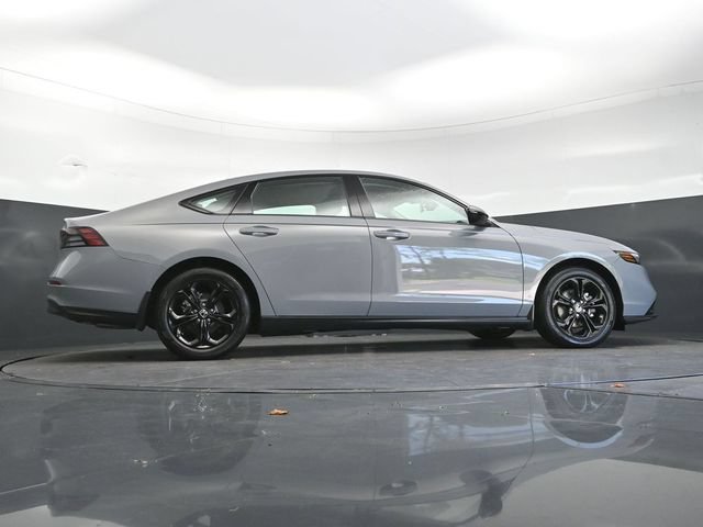 Certified Used 2025 Urban Gray Pearl Honda 1.5T SE image 62