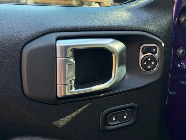 New 2026 Reign Exterior Paint Jeep Sport S image 13