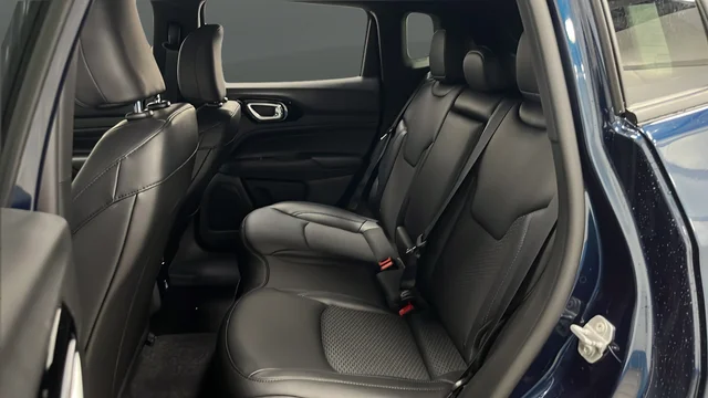 New 2026 Fathom Blue Pearl Coat Jeep Latitude image 21