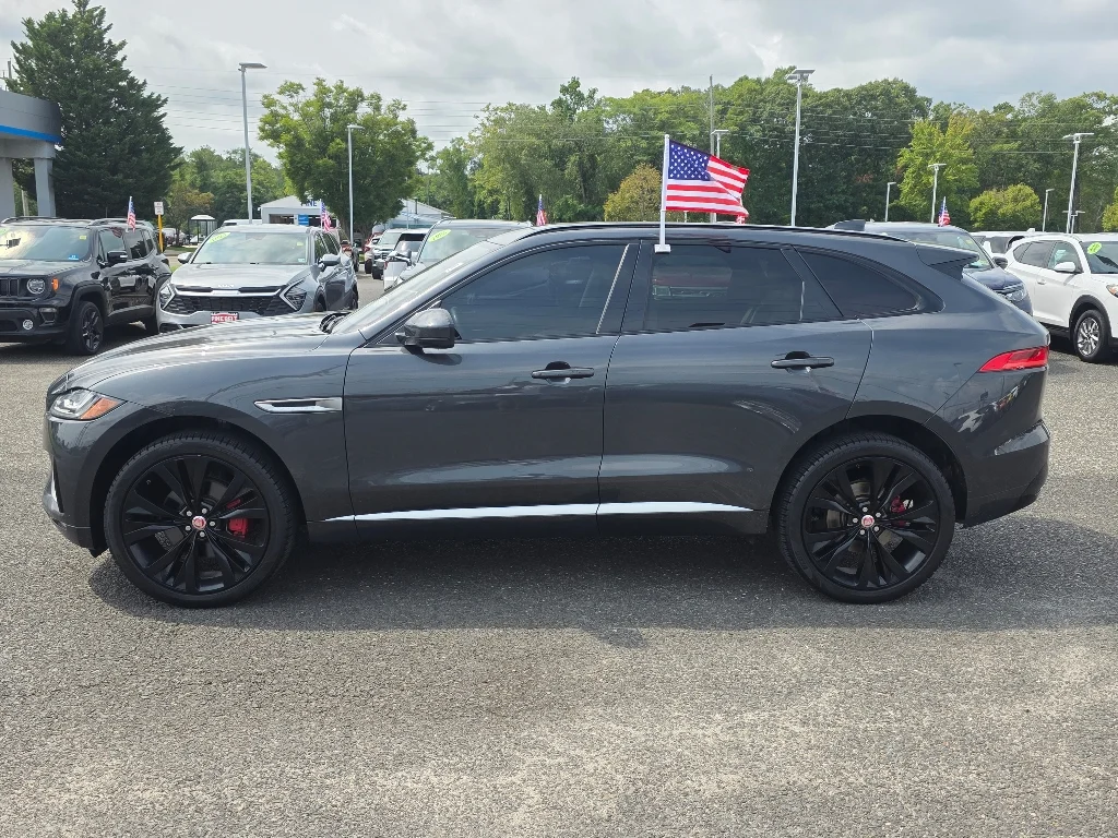 Used 2019 Black Jaguar S image 12