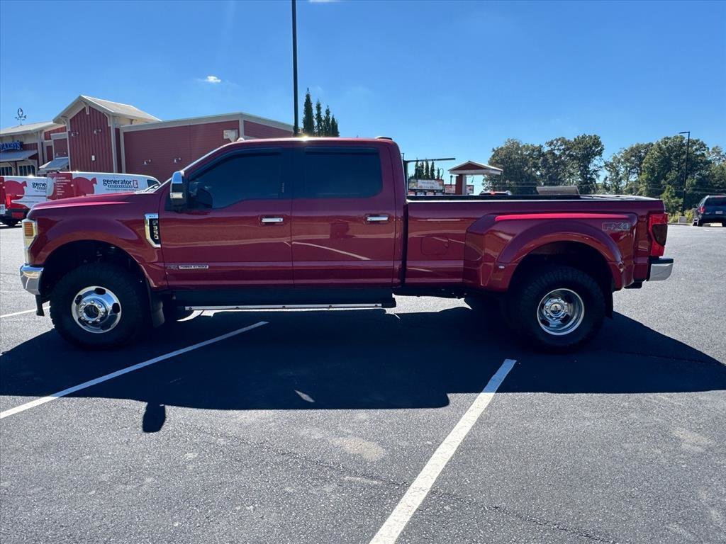 Used 2021 Red Ford XLT image 6