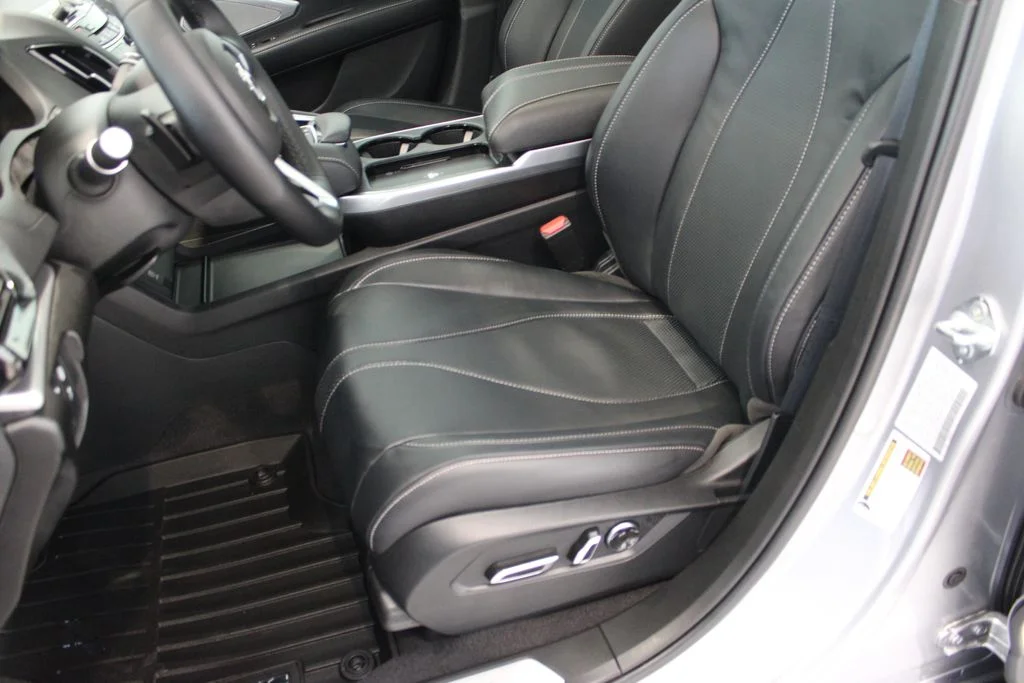 New 2026 Solar Silver Metallic Acura Technology Package image 9