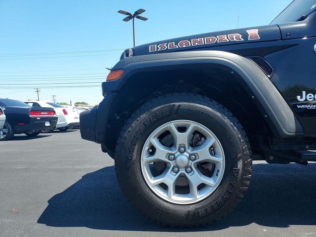 Used 2021 Black Jeep Unlimited Sport image 16