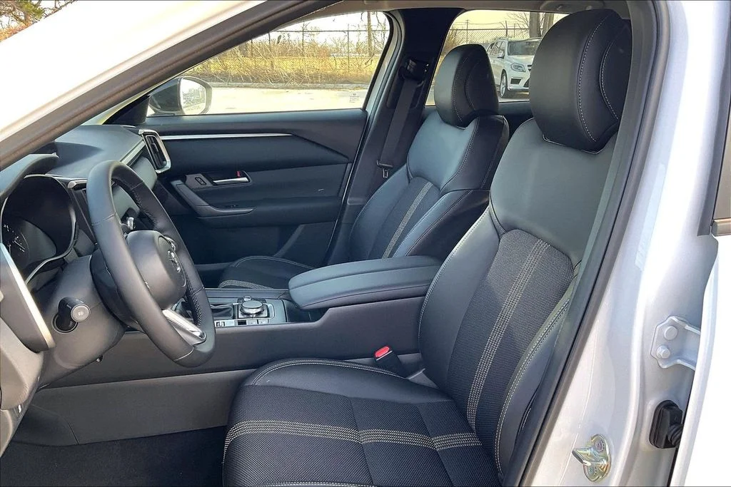 New 2026 Wind Chill Pearl Mazda 2.5 S Preferred AWD image 9