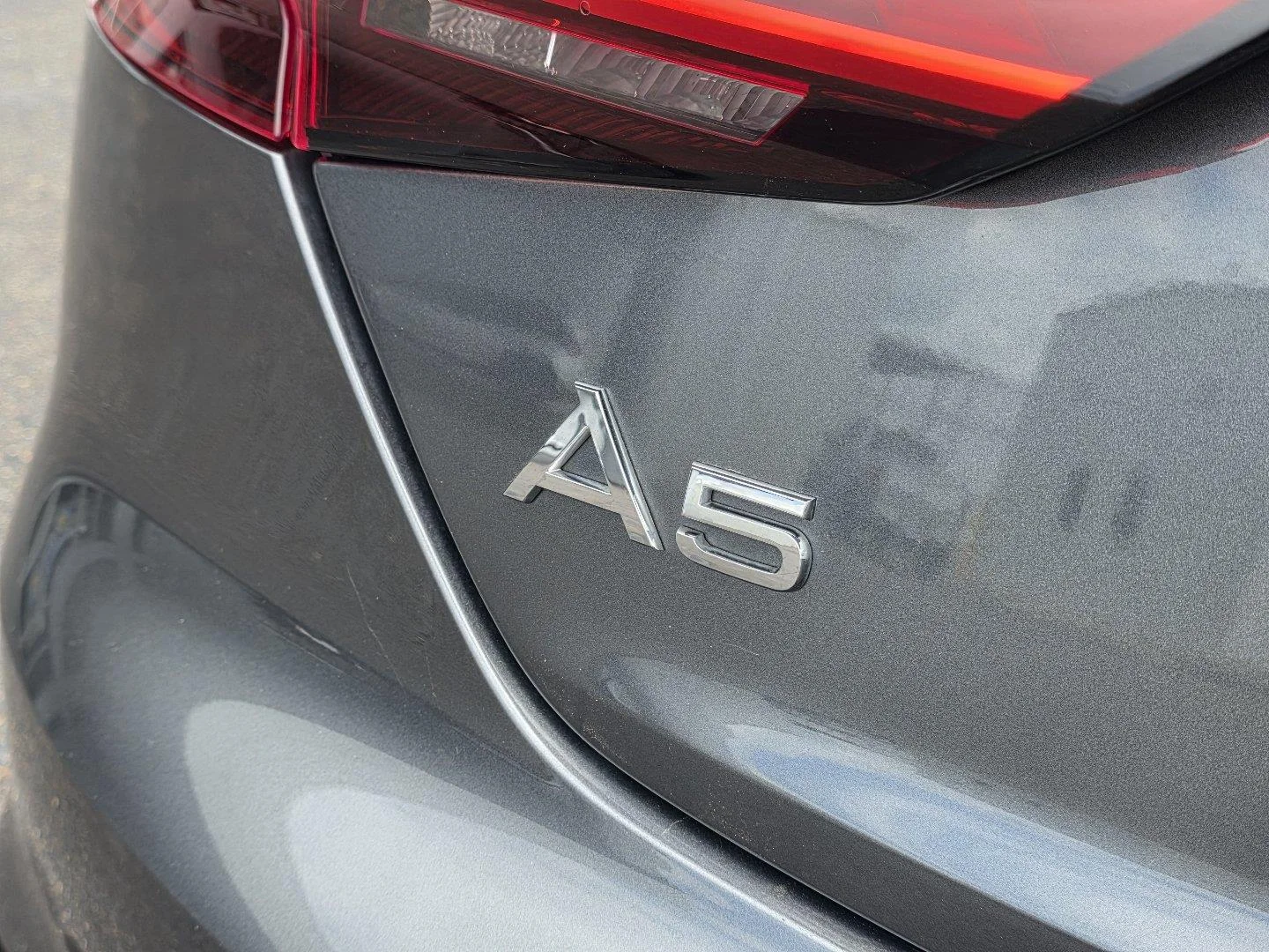 Used 2025  Audi S line Premium image 31