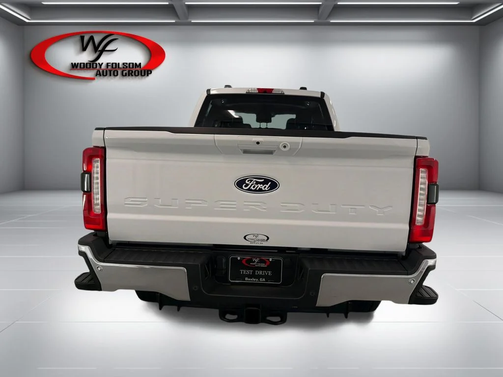New 2027 Oxford White Ford F-250® Lariat® image 7